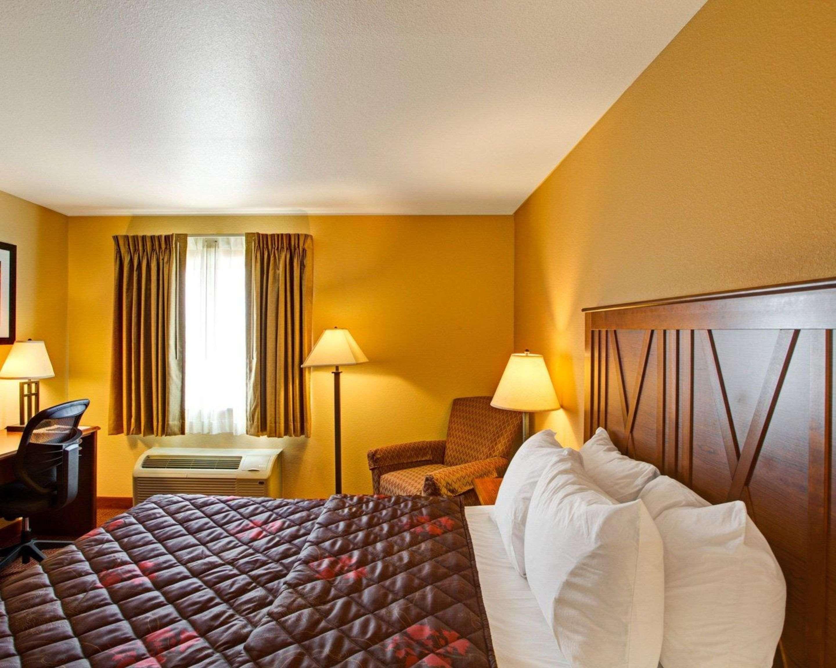 Rodeway Inn & Suites Phillipsburg المظهر الخارجي الصورة