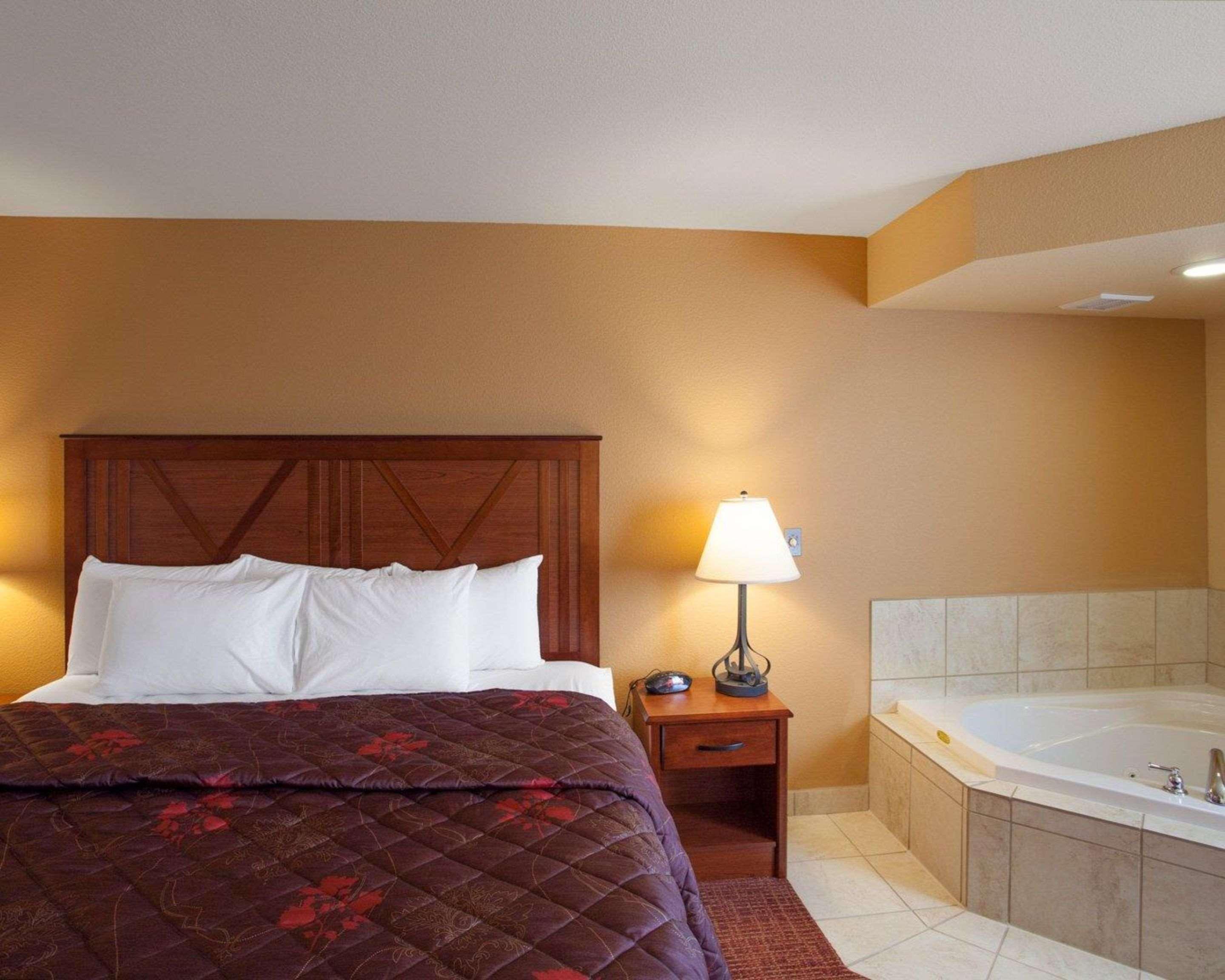 Rodeway Inn & Suites Phillipsburg المظهر الخارجي الصورة