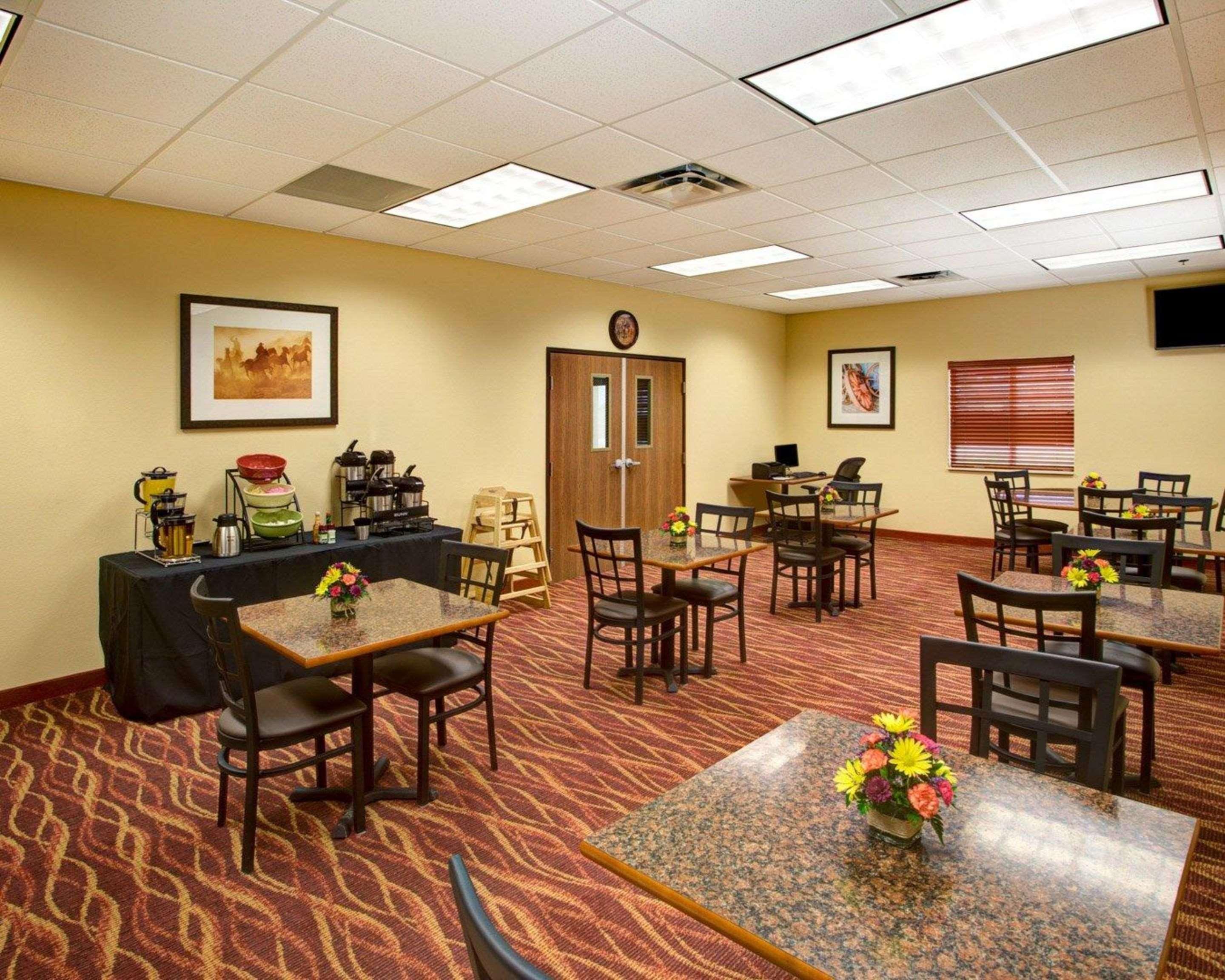Rodeway Inn & Suites Phillipsburg المظهر الخارجي الصورة